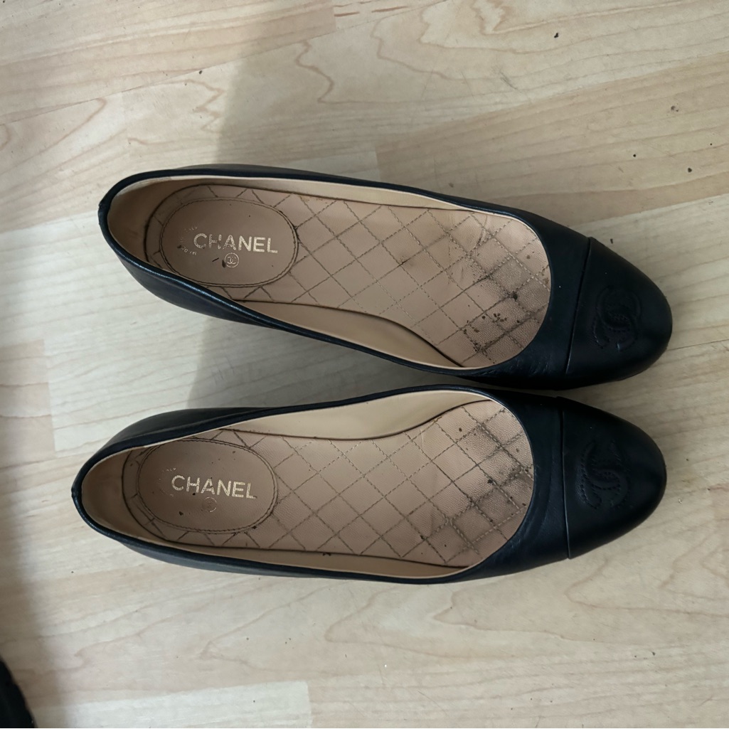 Chanel Black Leather Flats W Kitten Heel